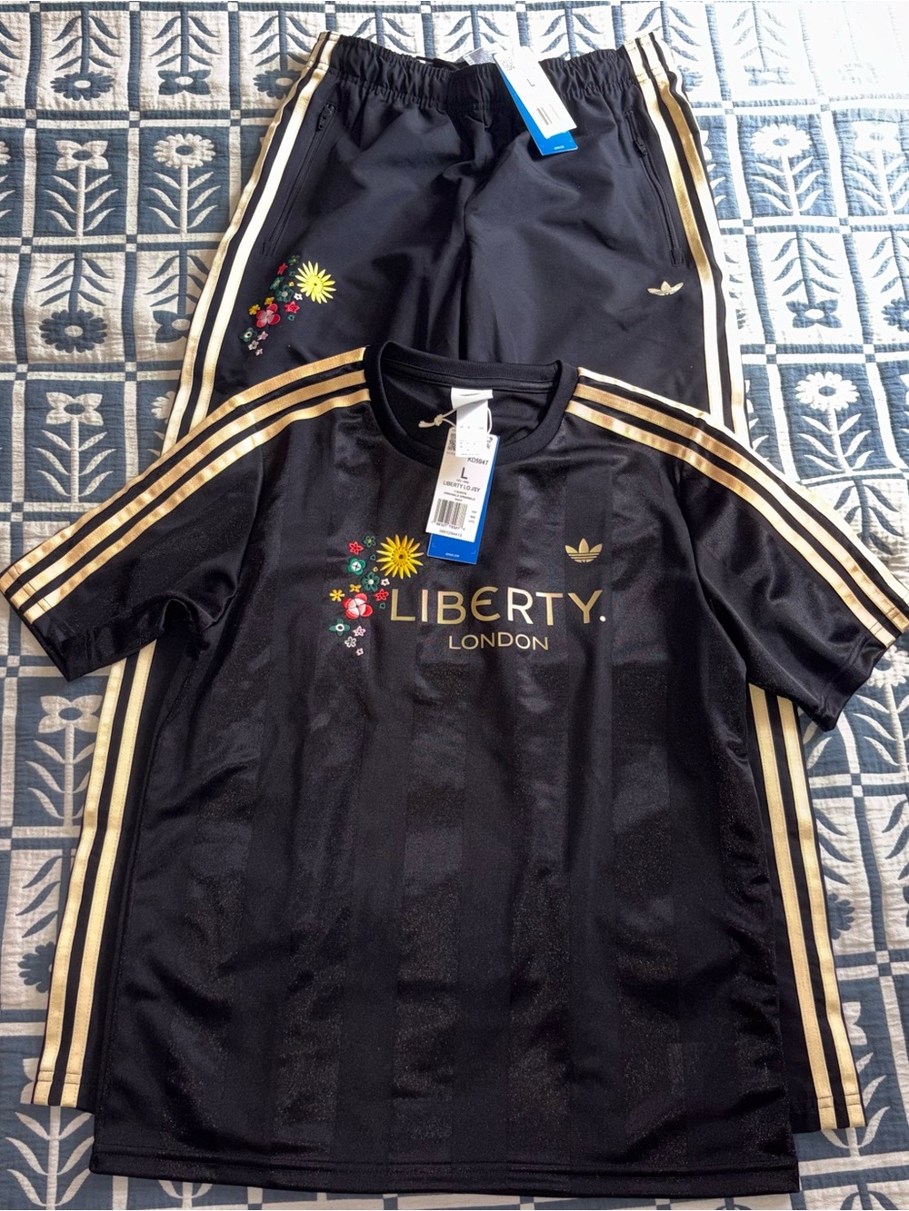 NWT Adidas Liberty London Set L